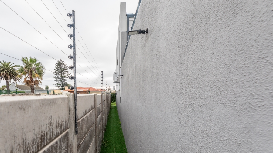 2 Bedroom Property for Sale in Tijgerhof Western Cape